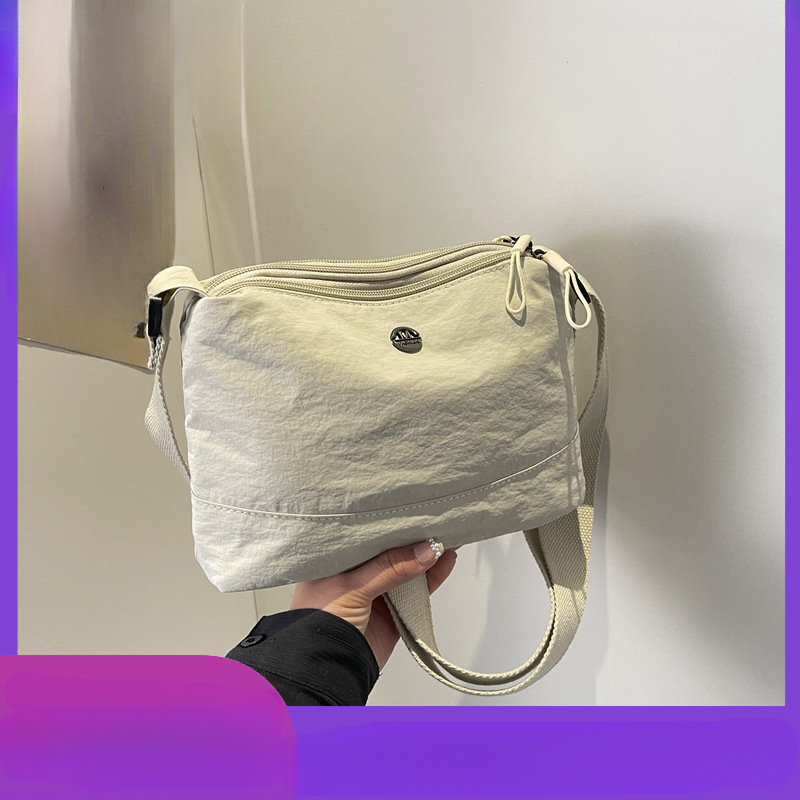 2025 Autumn Lightweight Leisure Multi layer Women's Crossbody Bag New Simple Fashion Shoulder Bag Lightweight Nylon Bag Women's Crossbody Ba