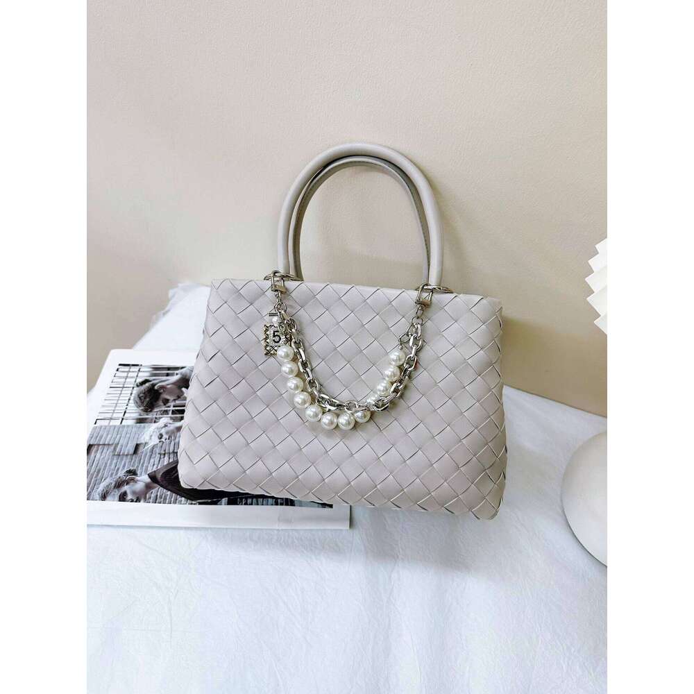 Designer Bag Tote Bag Shoulder Bag New Summer Vegetable Basket Woven Genuine Leather Handbag Large Capacity Shoulder Crossbody Tote Bag