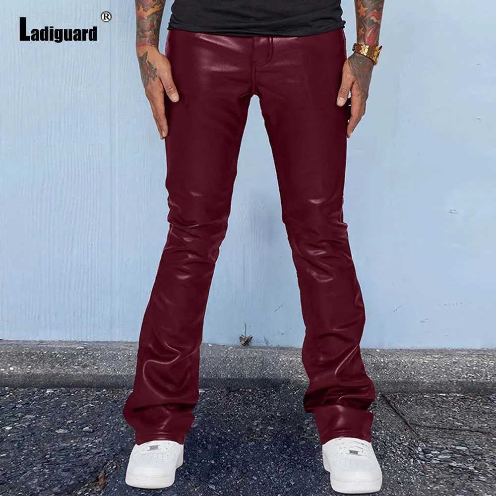 2025 Mens Stand Pocket Casual PU Leather Pants Europe Style Flare Trousers Brown Red Soft Faux Leather Pants Mens Streetwear New W250819