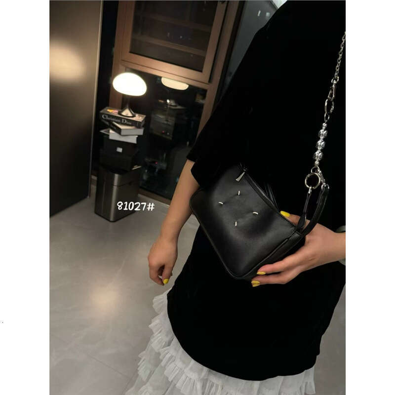 Cowhide Mahjong Underarm for Women High-End Niche Design Chain Exquisite Crossbody Small Genuine Leather Bag designer bag B5