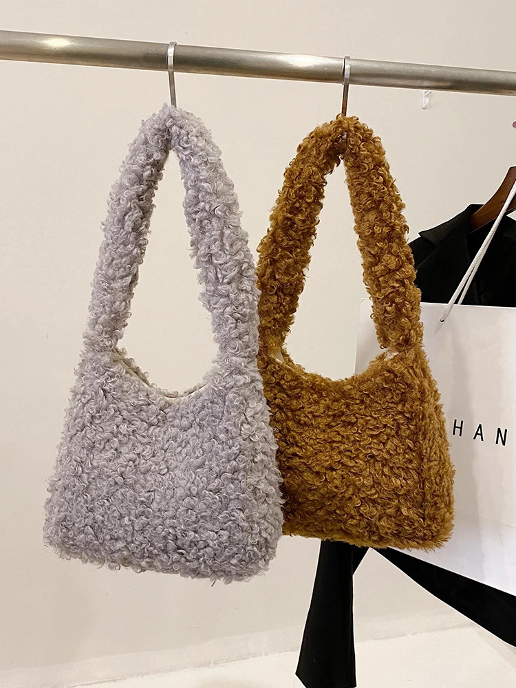 Solid Color Faux Lamb Wool Womens Shoulder Bag Vintage Soft Plush Ladies Underarm Bags Fur Female Fluffy Tote Handbags 250818