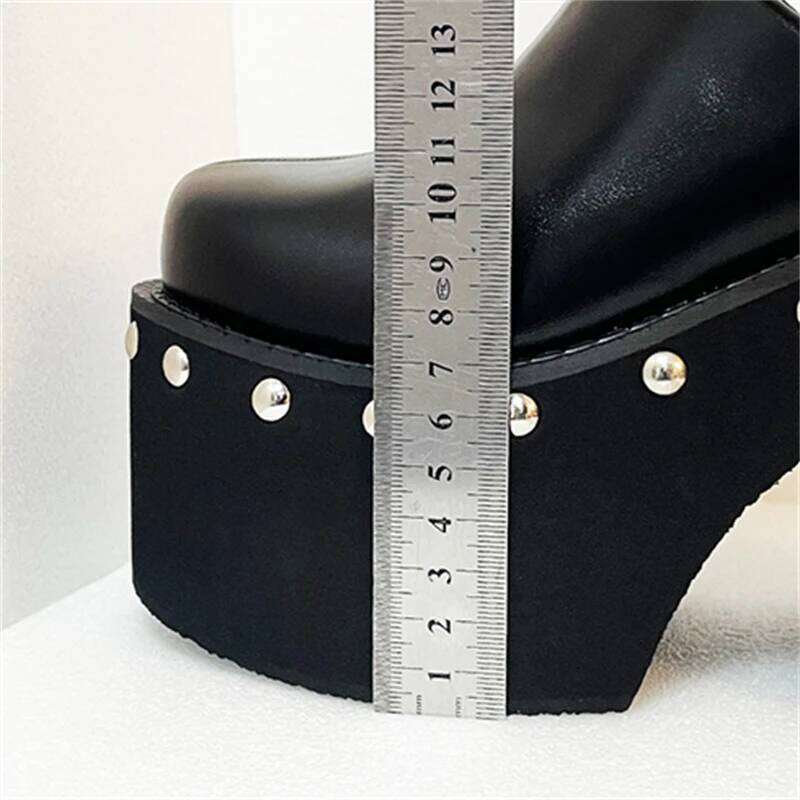 Eilyken Fashion Design Rivets Solid Platform Slippers Women Thick Bottom High Heels Shoes Summer Party Dress Zapatos Mujer