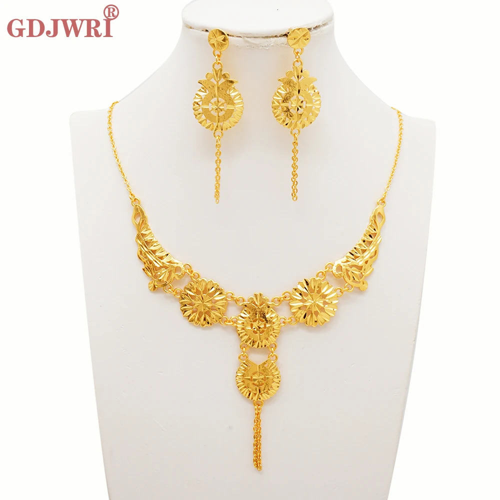 Indian Jewellery Earrings Necklace Jewelry Sets For Women Dubai Gold Color African Arabic Wedding Bridal Party Gifts 250818