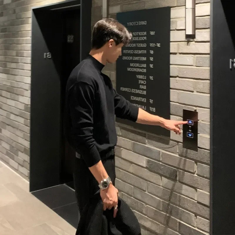 Autumnwinter Half Polo Turtle Neck Sweater Mens Korean Style Loose Fit Color Medium Knit Base Layer Top Sleeve Inner 250819