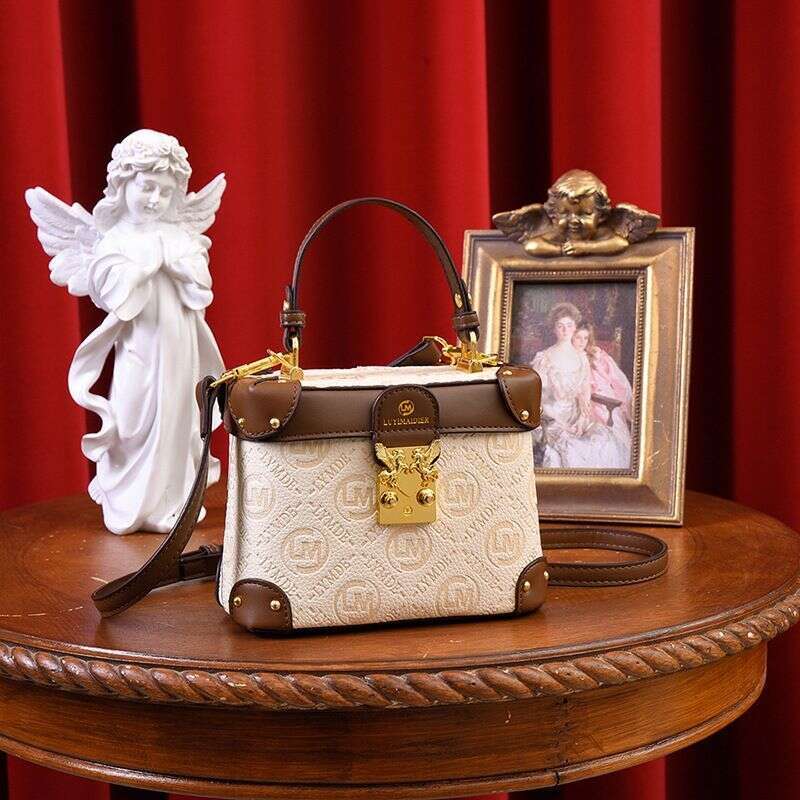 Niche design high-end light lock new versatile fashion box women's shoulder crossbody bag