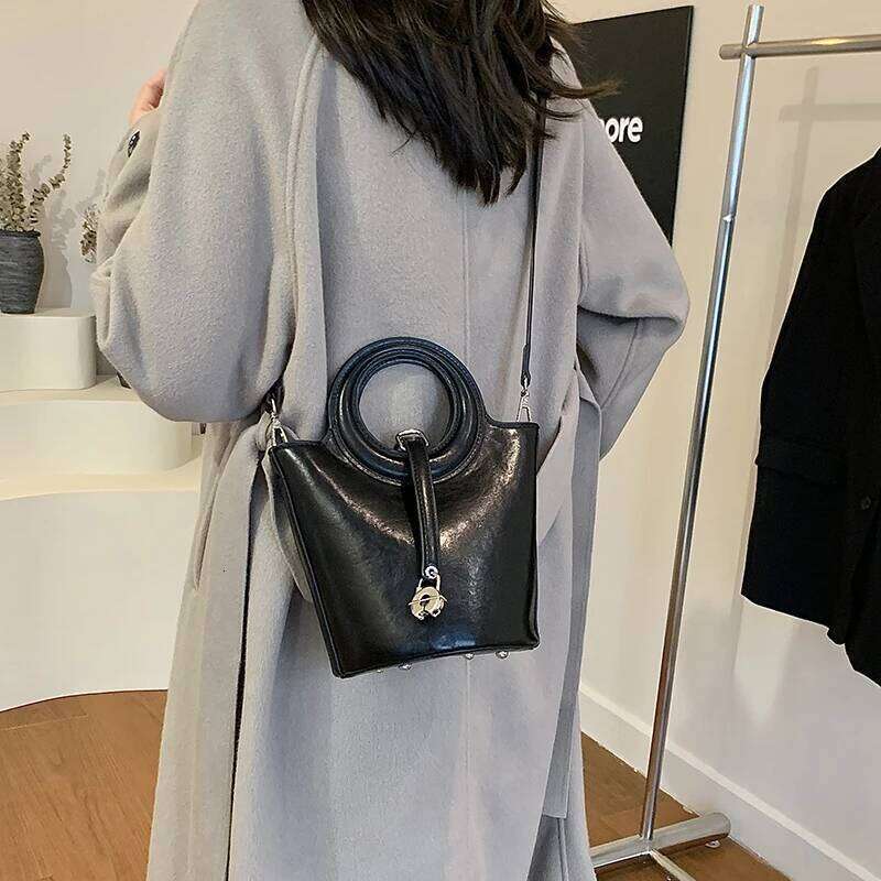 Fashion PU Sweet Shoulder Retro Single New Niche Design Large Capacity Women S Bags