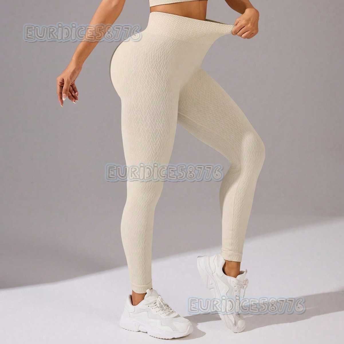 Sports Outdoor Fitness Yoga Set Sleeveless Running Bra Peach Outer Wear Slimming Nine-point Pants H250819