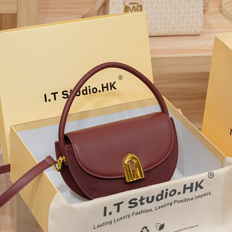 LORDLY KNACK Genuine Leather Saddle Bag Lightweight Designer Handbag for Women - Simple, Versatile Casual Fashion Tote XJ260206