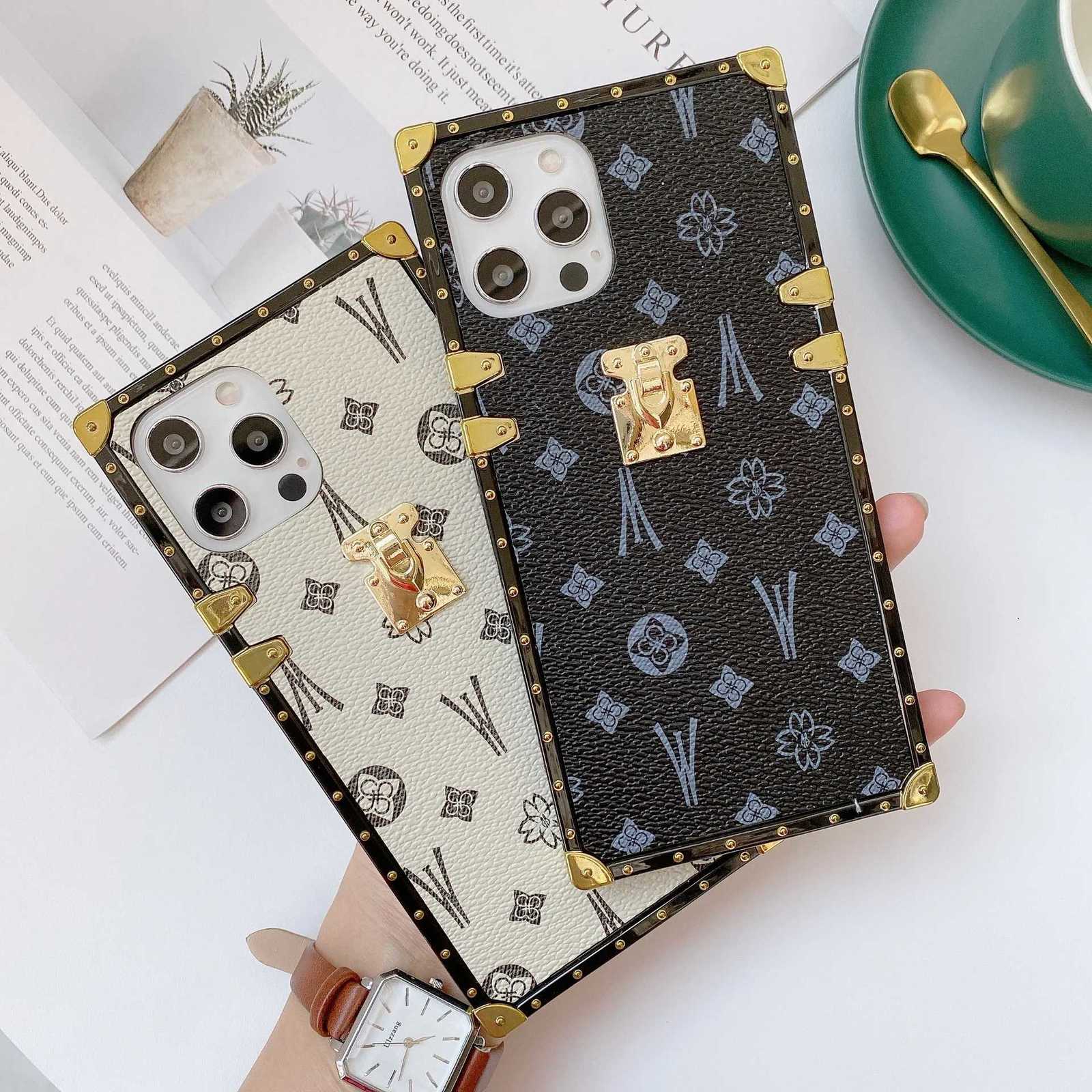Luxury Fashion Retro Leather Case For Galaxy S25 S24 S23 S22 S21 S20 S10 Ultra Plus Holder Shockproof Cover Phone cases Z250819