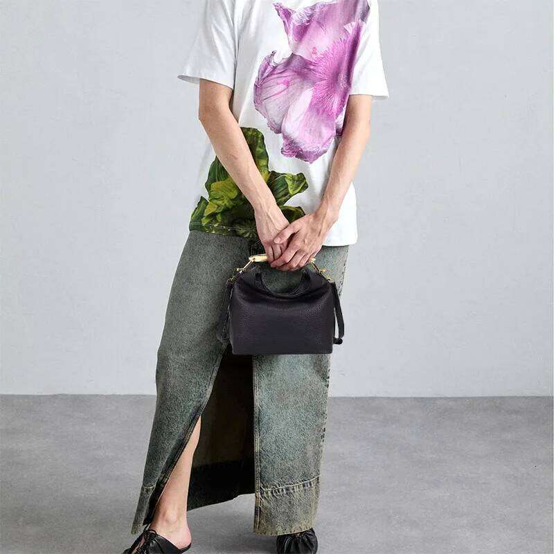 Lychee Pattern Shoulder For Women Creative Metal Handle Hobo Evening Clutch Chic Designer Half Moon Crossbody Bag