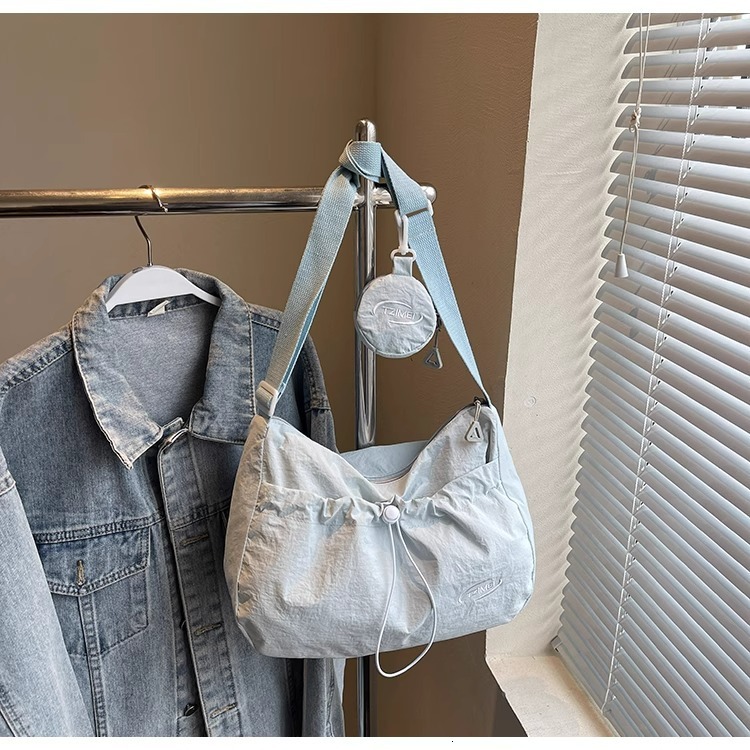 2025 Autumn Women's Large Capacity Canvas Bag Summer New Single Shoulder Crossbody Bag Korean Fold Class Handbag Women's Crossbody Bag Desig