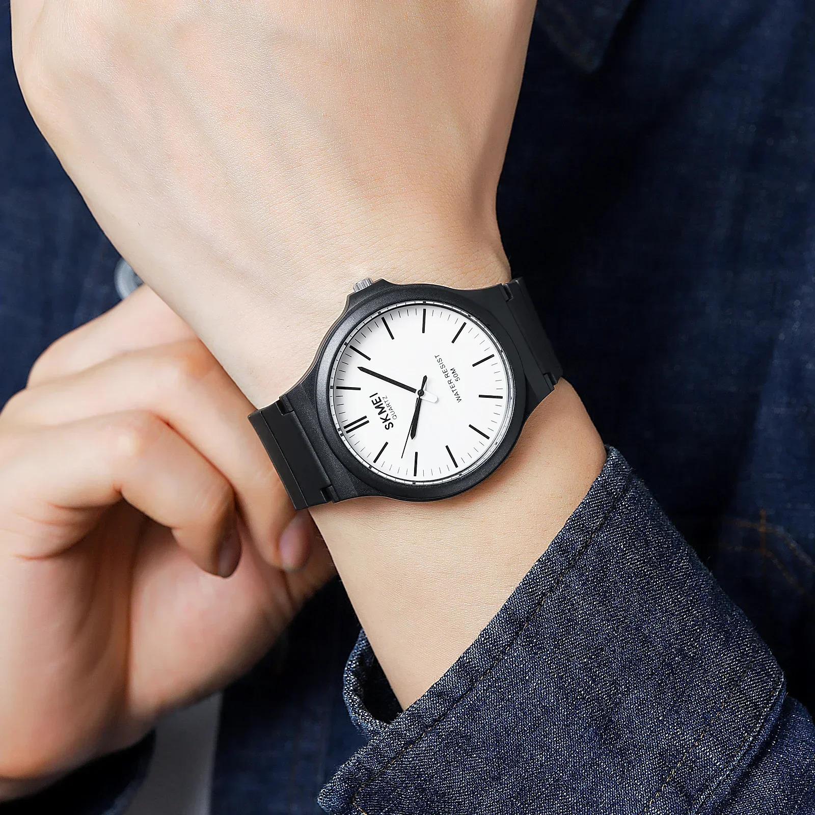 SKMEI 2108 Men Fashion Simple Waterproof Watches Ultralight Sports Quartz Mens Wristwatches Shockproof Clock 1419 Reloj Hombre 250819