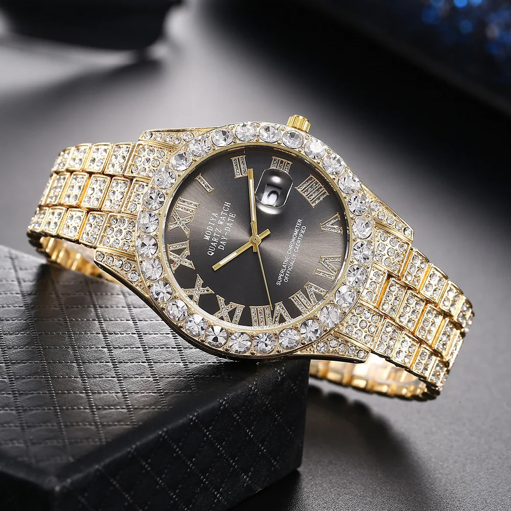 Classic Golden Mens Steel Strap Roman Scale Rhinestone Calendar Quartz Watch Fashion Male Wristwatch Relogio Masculino 250819