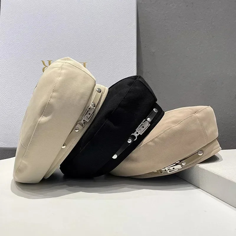 Soft Touch Women Wool Blend Beret Hat Chic Retro Metal Buckle Boinas Para Mujer Art Cap Daily Outdoor Occasion 250819