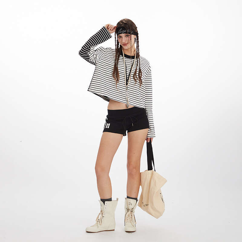 Autumn Black And White Striped Short Hot Girl Top Slim Fit Long Sleeve T-Shirt Women's Base Shirt B5