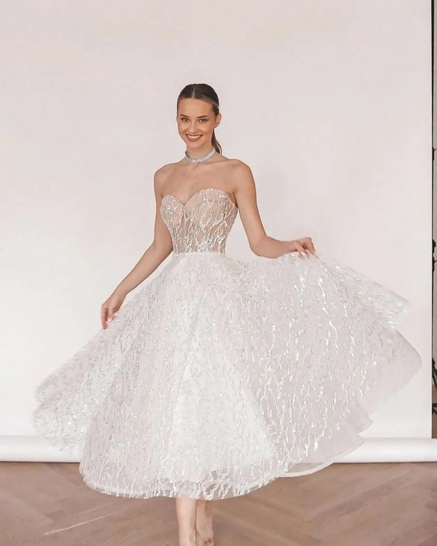 Summer Sequins Wedding Dress A Line Strapless Bridal Gowns Backless Bride Gowns Sparkly Beading Beach Robe