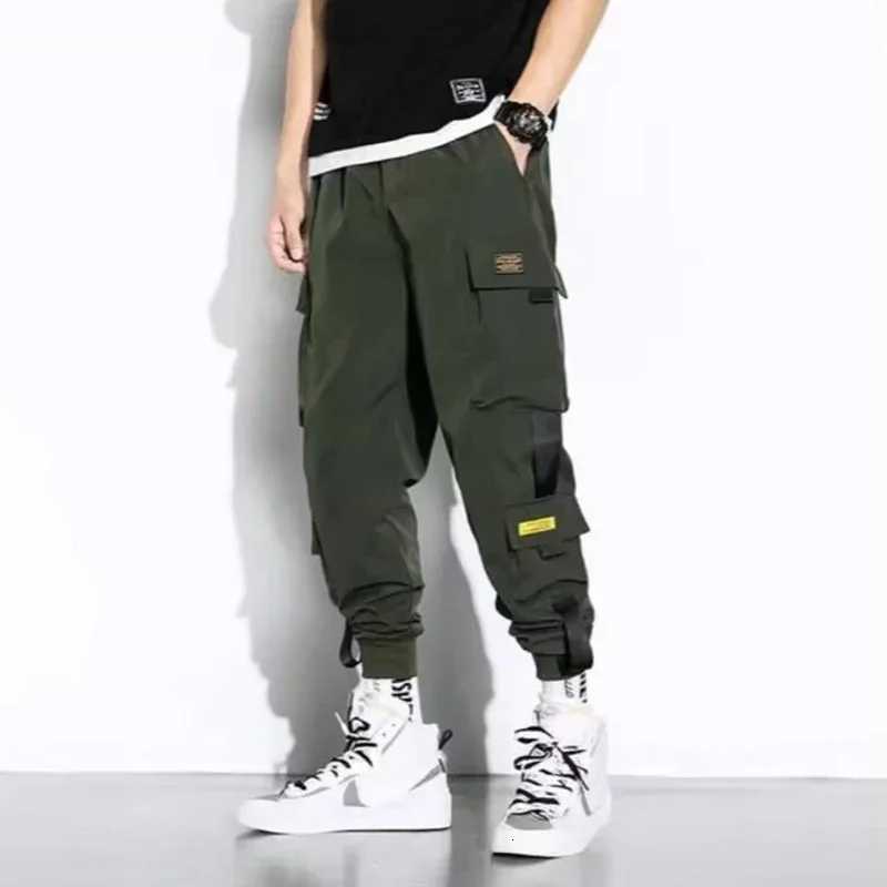 Male Casual Hip Hop Streetwear Sweatpants Pencil Pants Men Joggers Cargo Pants Multi-pocket Elastic Waist Harem Techwear Pants W250819