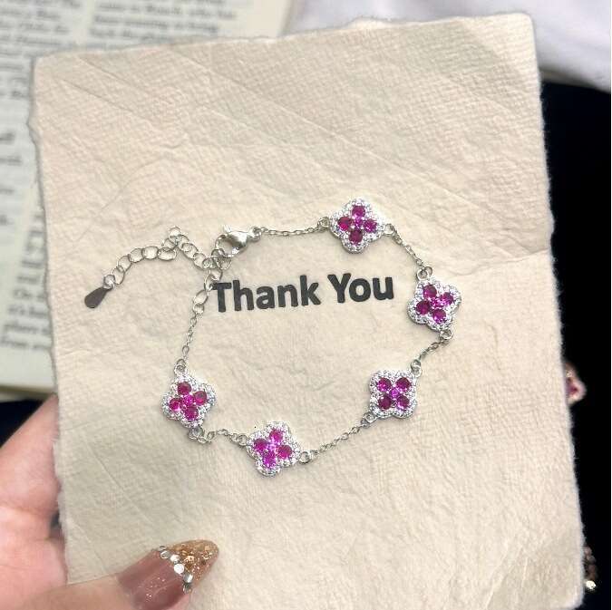 Hot luxury jewelry designer bracelet exquisite craftsmanship five petal clover purple zirconium petals exquisite bracelet full diamond gemstone bracel