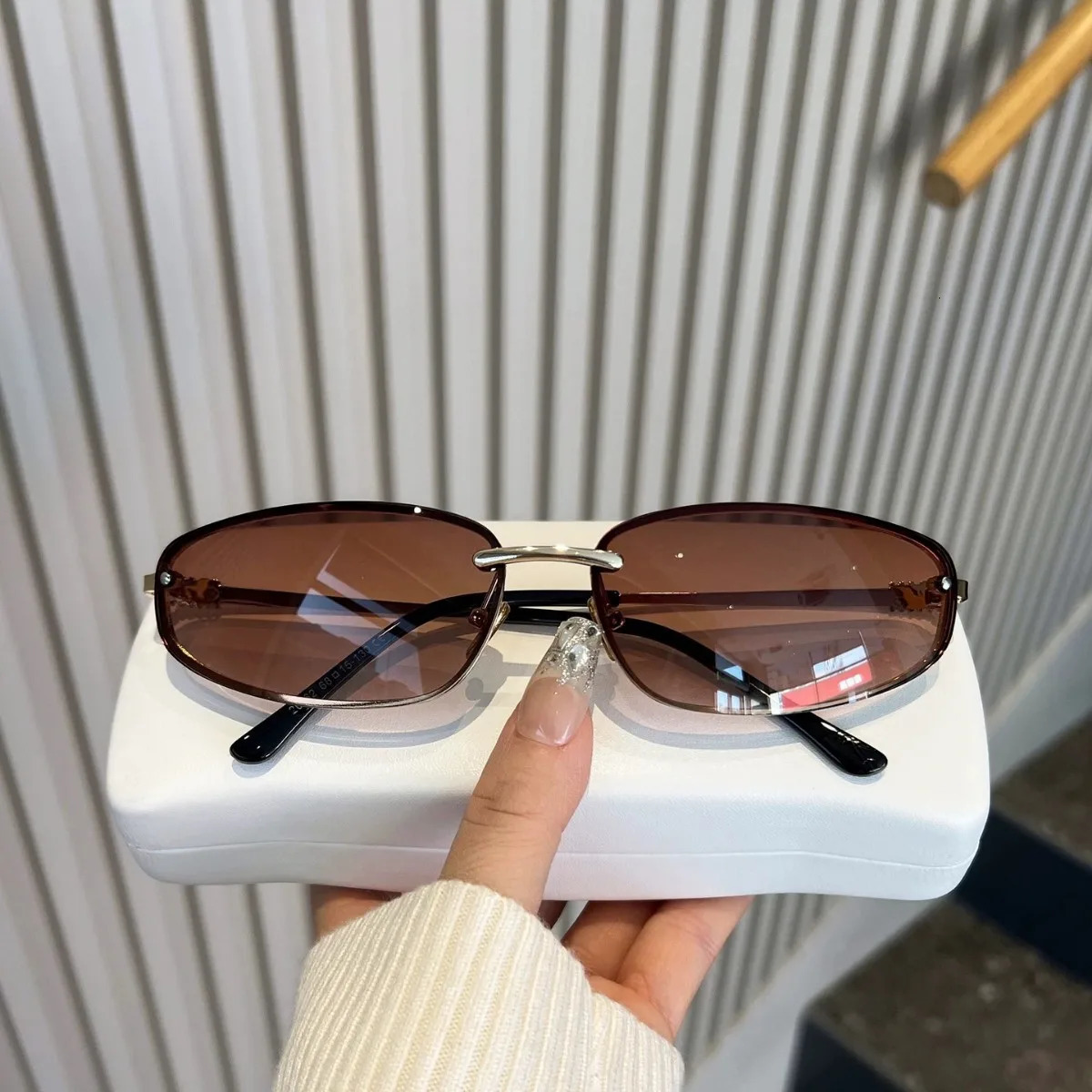 vintage allopy square Y2K sunglasses for women fashion Silver gradient hip hop sun glasses ladies sexy shades driving 250815