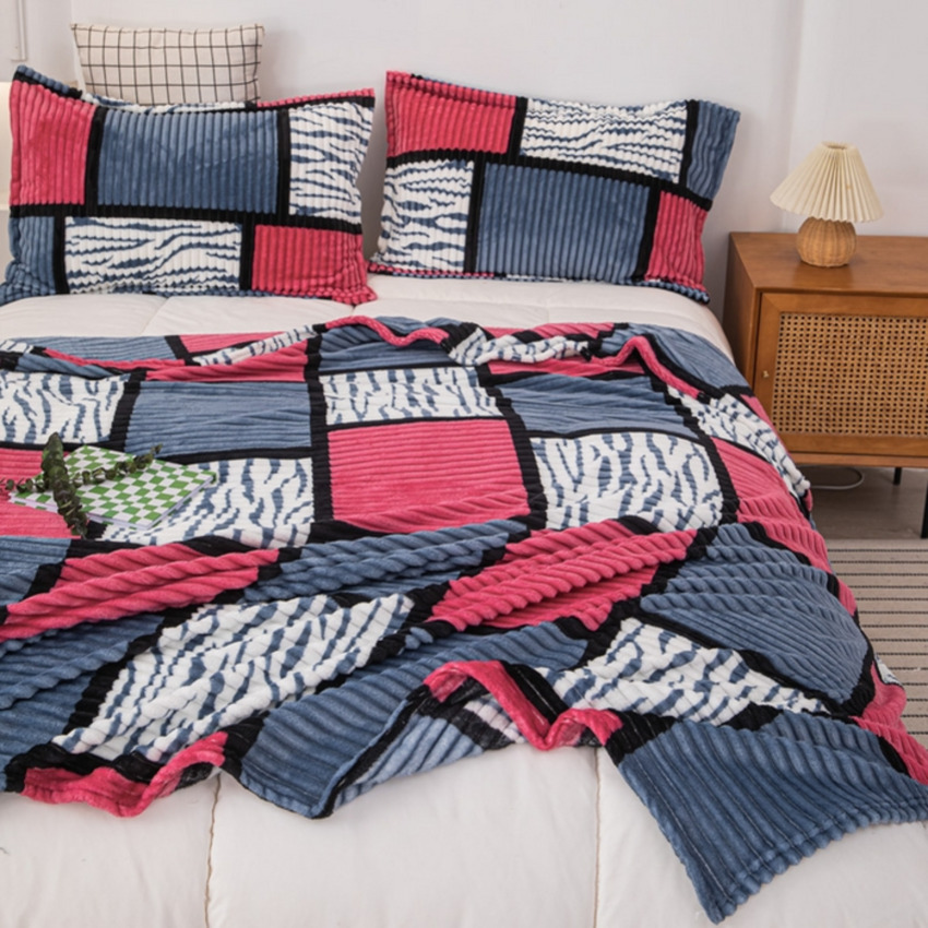 (Total) Danben Home Textiles 2025 New Plaid Striped Magic Velvet Printed Throw Blanket