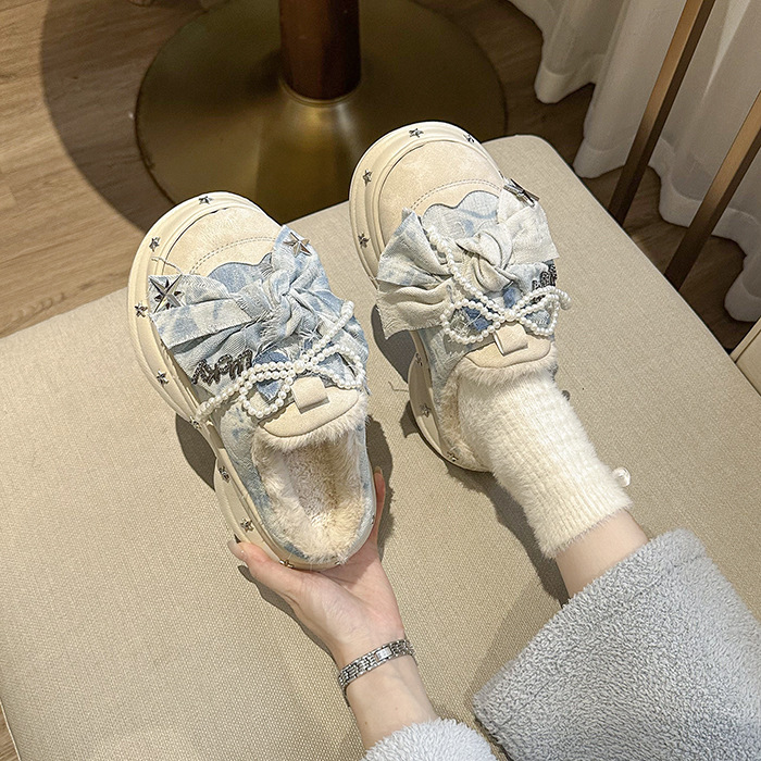 hot Free delivery designer woman cotton boots Short snow boots with plush lightweight and non slip outdoor cotton boots