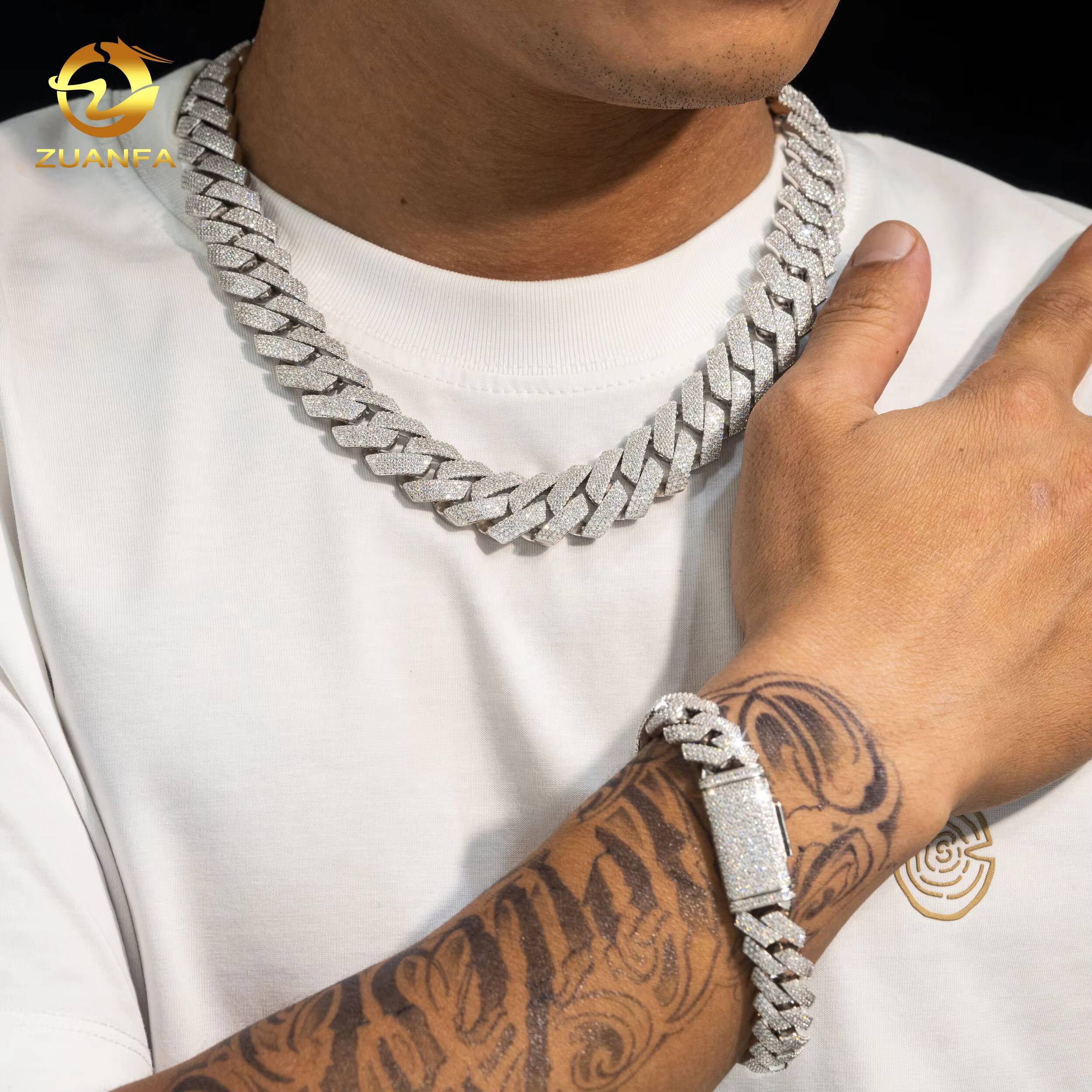 Iced Out Jewelry VVS Diamonds Custom Necklace Hip Hop 925 Silver Cuban Link Chain Moissanite