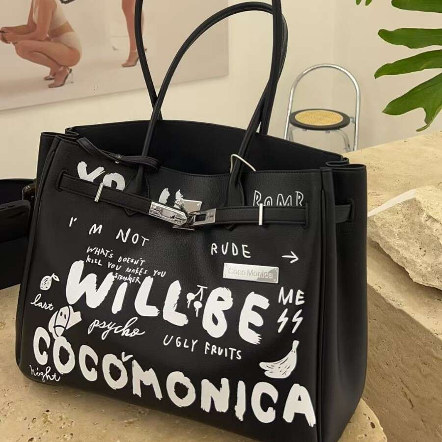 Designer Bag Tote Bag Shoulder Bag New Fashion Show Long Handle Letter Graffiti High End Single Shoulder Underarm Large Capacity Women S Bag