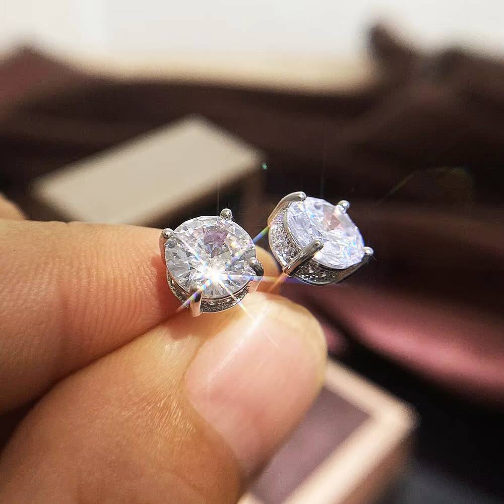 CAOSHI Luxury Moissanite Stone Earrings Charm Silver Color Stud Earrings for Women Men Vintage Round Moissanite Ladies Stud Earrings