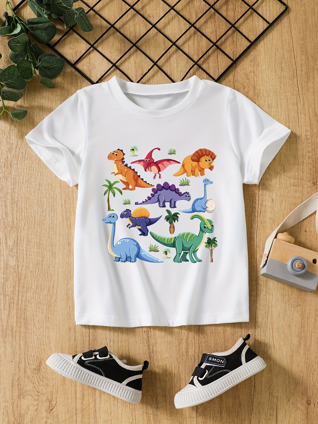 T-shirts Children's Tri-Pack: Breathable & Fast Dry Boys' Shirts Featuring Little Dinosaurs Patterns