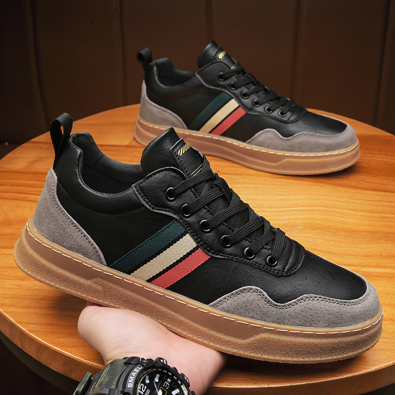 Men's summer fashion sneakers 2025 genuine leather soft sole white casual shoes men's Korean version breathable versatile leisure shoes