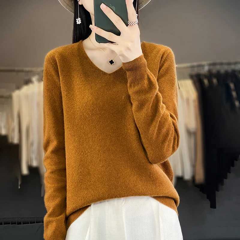 100% Merino Wool Sweater V-Neck Basic Pullover Autumn Winter Cashmere Clothing Long Sleeve Soft Knitwear Tops Solid Color XJ250819