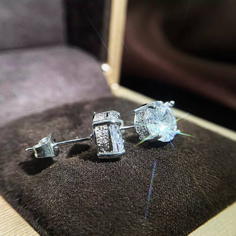 CAOSHI Luxury Moissanite Stone Earrings Charm Silver Color Stud Earrings for Women Men Vintage Round Moissanite Ladies Stud Earrings