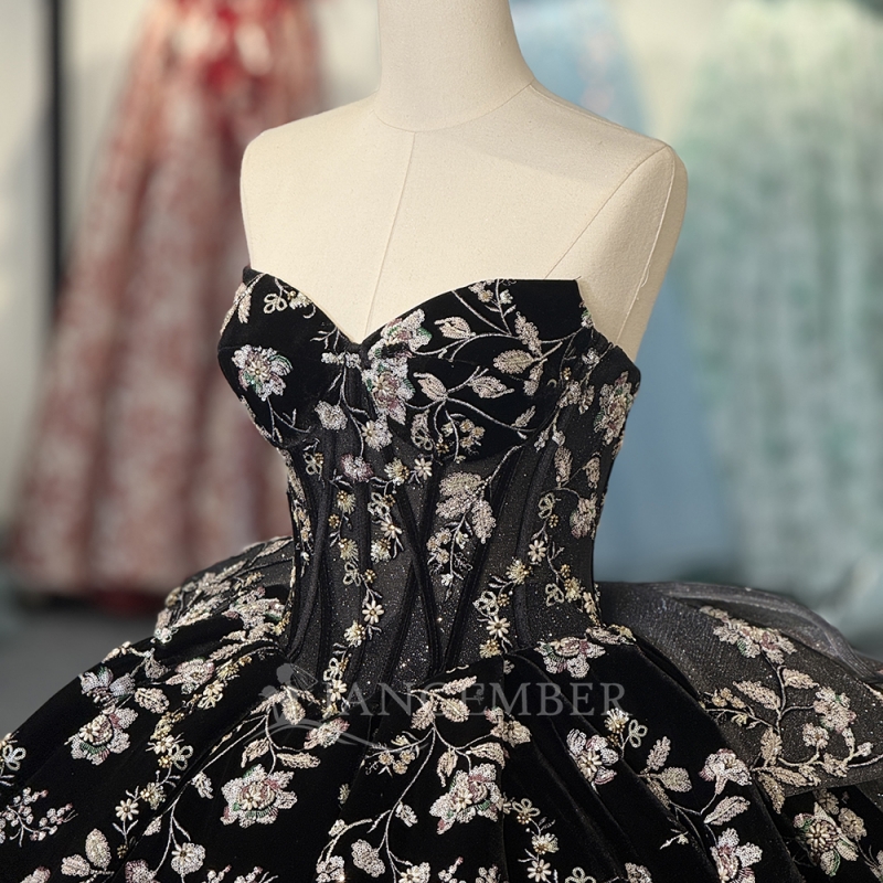 Black Shiny Princess Sweet 16 Dress Dress Quinceanera Dresses Sequin Applique Lace Tull Party Birthday Vestidos 15 De Anos