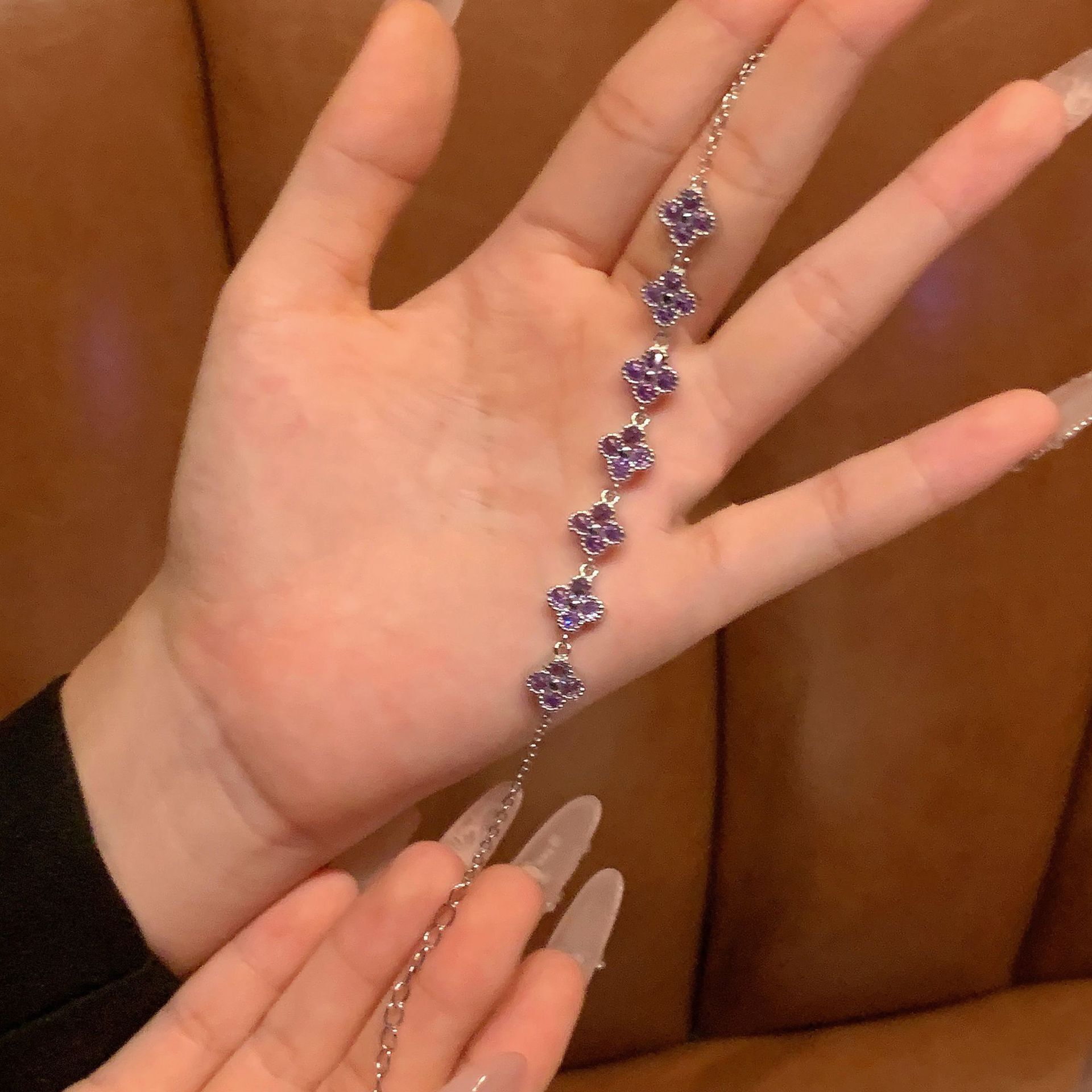 Super Shiny Zircon Flower Chain Fresh Sweet Elegant Bracelet Exquisite Light High-end Jewelry