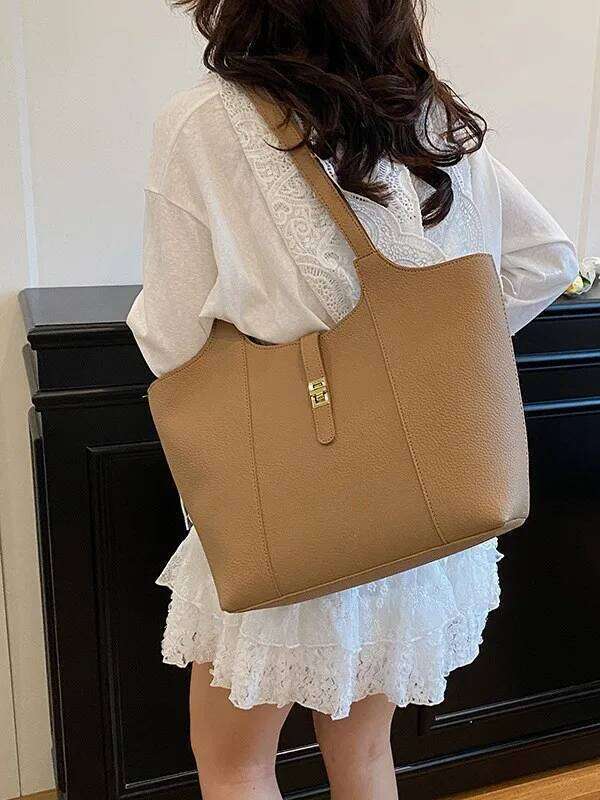 Niche Design Retro Women S New Trendy Versatile Tote Large Capacity Shoulder Commuter Bag Women