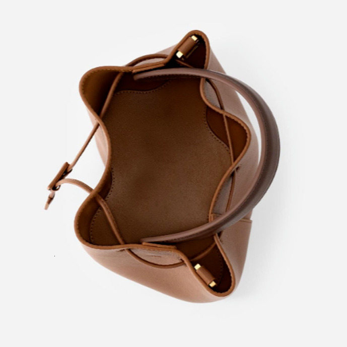 New Fashion Elegant Women's Handbag Shipping Designer Luxury Pleated Drawstring Bucket Bag Casual One Shoulder Messenger Bag