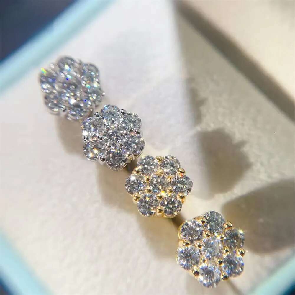 Pass Dia Tester Screw Back Fashion Sterling Sier Flower Moissanite Earrings