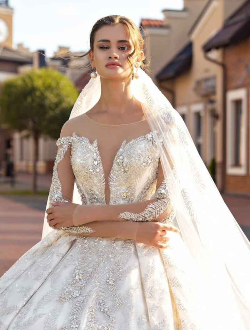 Fashion Crystal Beading Ball Gown Wedding Dresses Elegant Long Sleeve Bridal Gowns Customized Glitter Lace Robe De Mariee