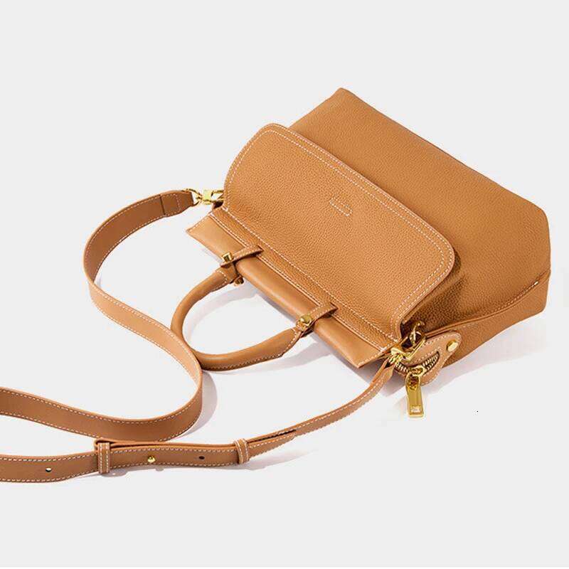2025 New Style Ladies' Genuine Leather Light - And Fashionable Messenger Cowhide Shoulder Bags, Casual Cross