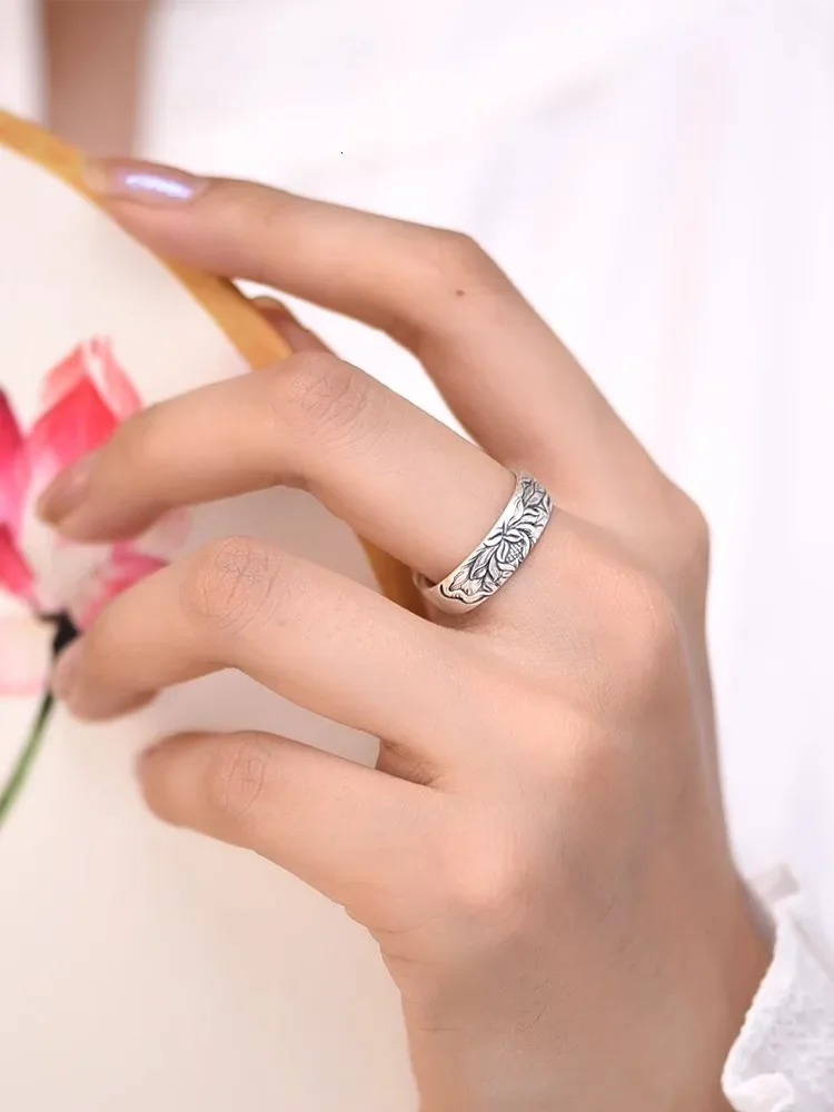 Silver Color Lotus Retro Ring for Men and Women Couple Rings National Style Self-discipline Niche Fashion Jewelry 250815