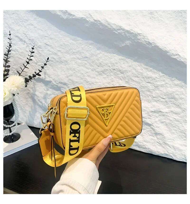 Chic Paris Fashion Leather Clutch Bag Elegant Solid Color Crossbody Tote Vintage Minimalist Handbag For Trendy Women