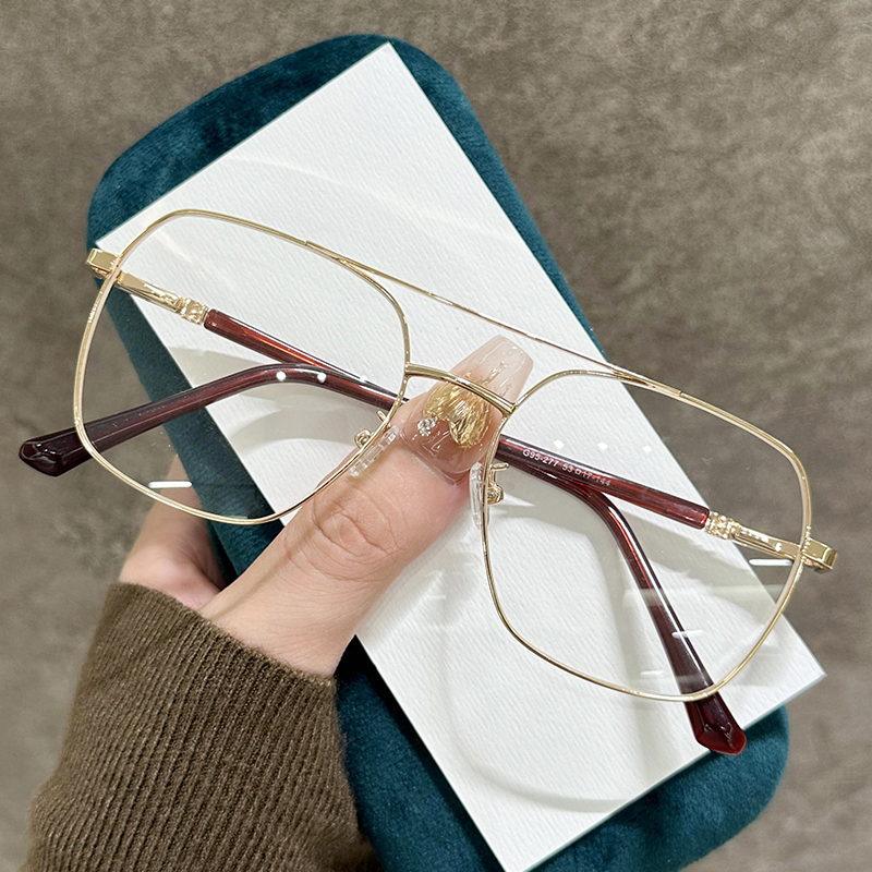 Ultra-light anti-blue light myopia glasses frame for women, plain glasses, metal frame G95-277