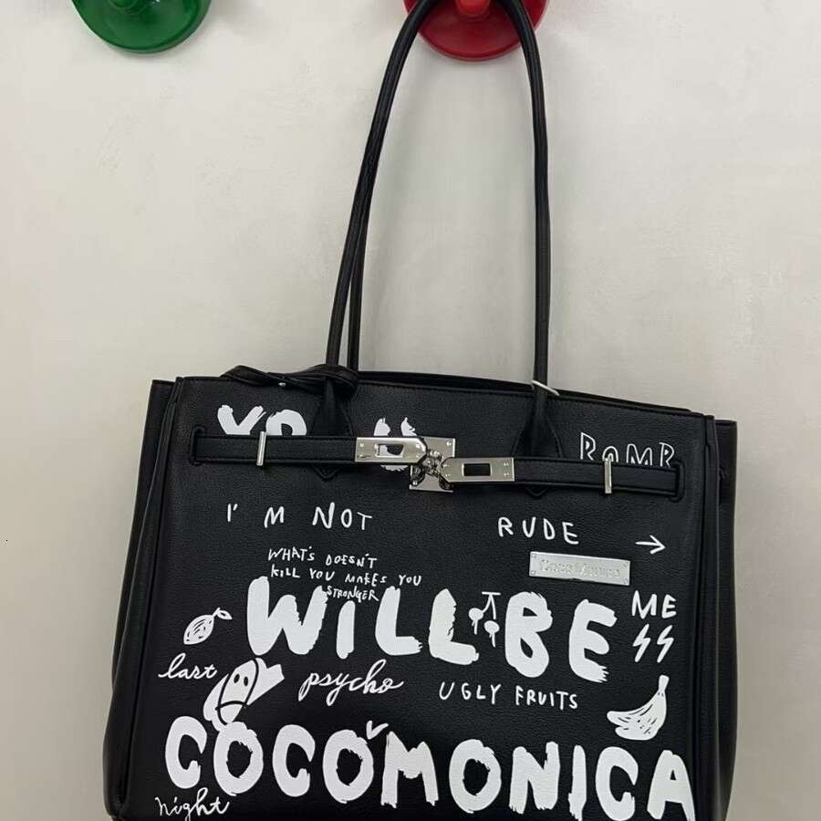 Designer Bag Tote Bag Shoulder Bag New Fashion Show Long Handle Letter Graffiti High End Single Shoulder Underarm Large Capacity Women S Bag