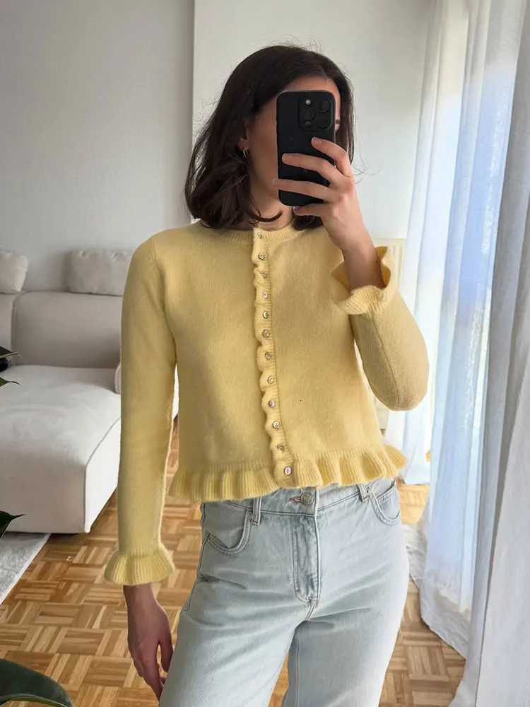 TRZA Women Casual Yellow Knitted Cardigan Single Breasted O Neck Butterfly Sweater Autumn Fe Solid Outerwear Tops XJ250819