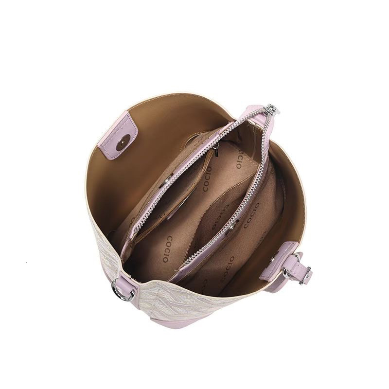 Free Shipping Designer New Embroidered Women's Bucket Bag Fashionable And Versatile Large Capacity Single Shoulder Crossbody Bag Simple And Luxur