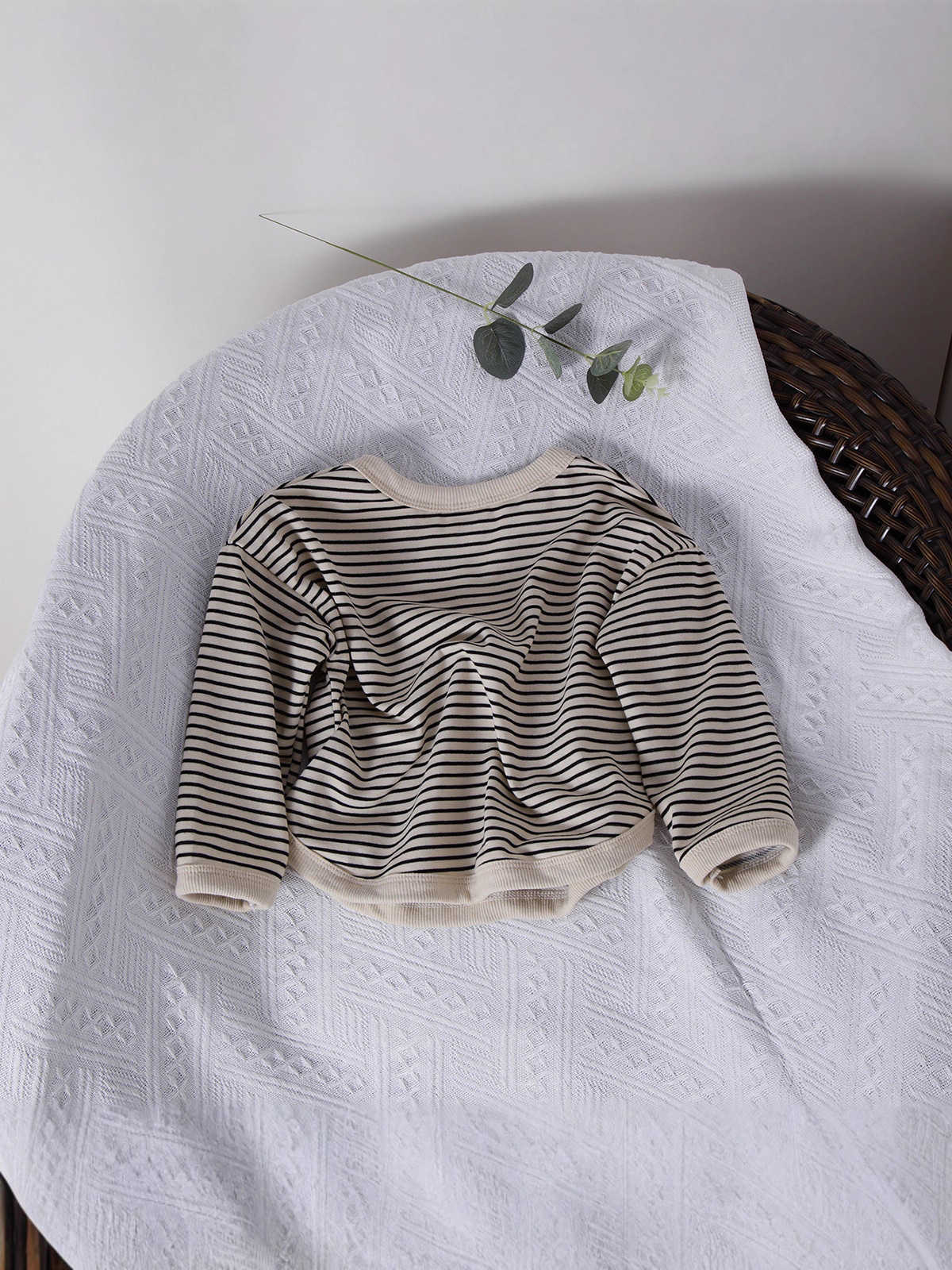 2025 Spring/Autumn New Children's Clothing, Boys' T-Shirts, Korean Version, Girls' Striped Sweatshirt, Loose Long Sleeve Top for Kids L