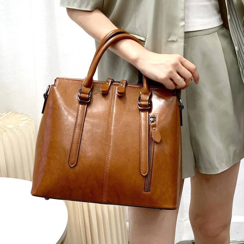 Women Shoulder Cross Body Handbag Top Handle Genuine Leather Casual Designer Lady Female Oil Wax Cowhide Messenger Tote Bag