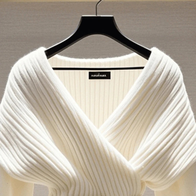 Fashion Women White Knitted Sweater Blouses Vneck Long Sleeve Vintage Top Soft y Pullovers Autumn Winter 250819