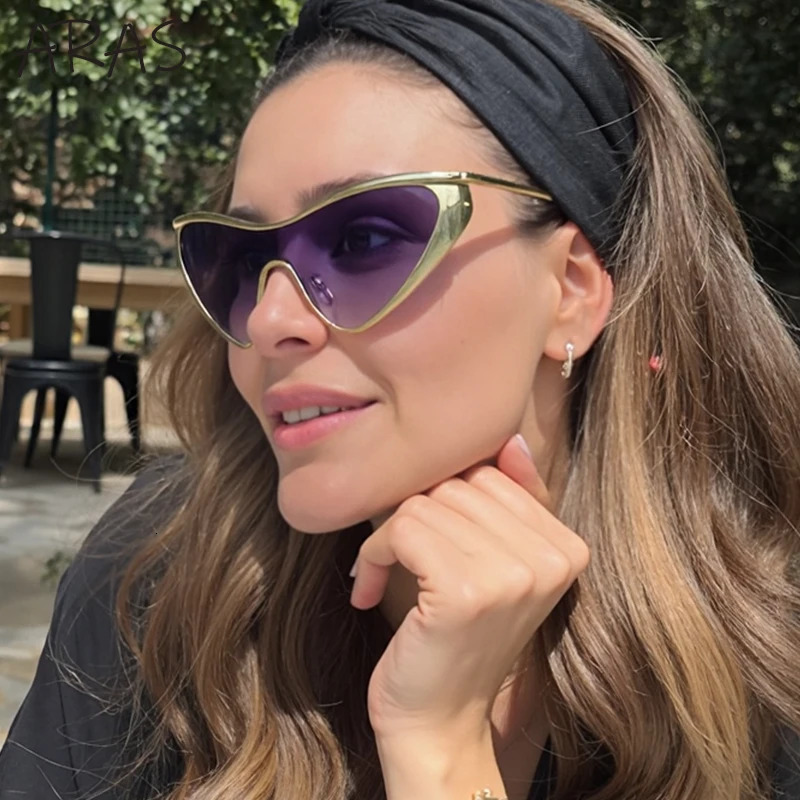 Vintage Cat Eye Sunglasses Women Y2K Punk One-Piece Sun Glasses Trendy Shield Eyewear For Ladies UV400 Shades 250815