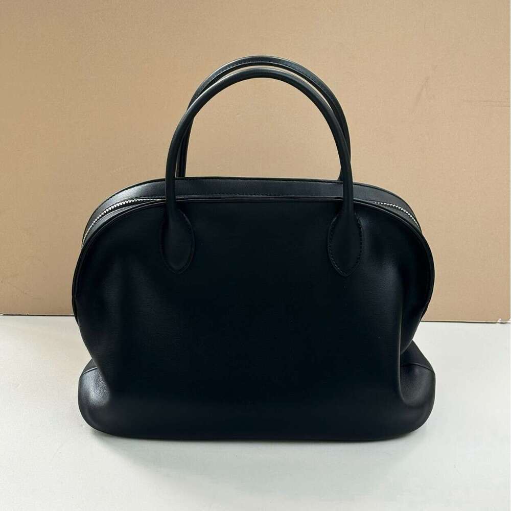 New Summer French Style Simple High-End Commuter Bowling Handbag Niche Design Genuine Leather Women's Bag designer bag B5